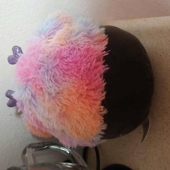 Squishmallows Frumpy the Bigfoot 8" - Picture 5 of 6